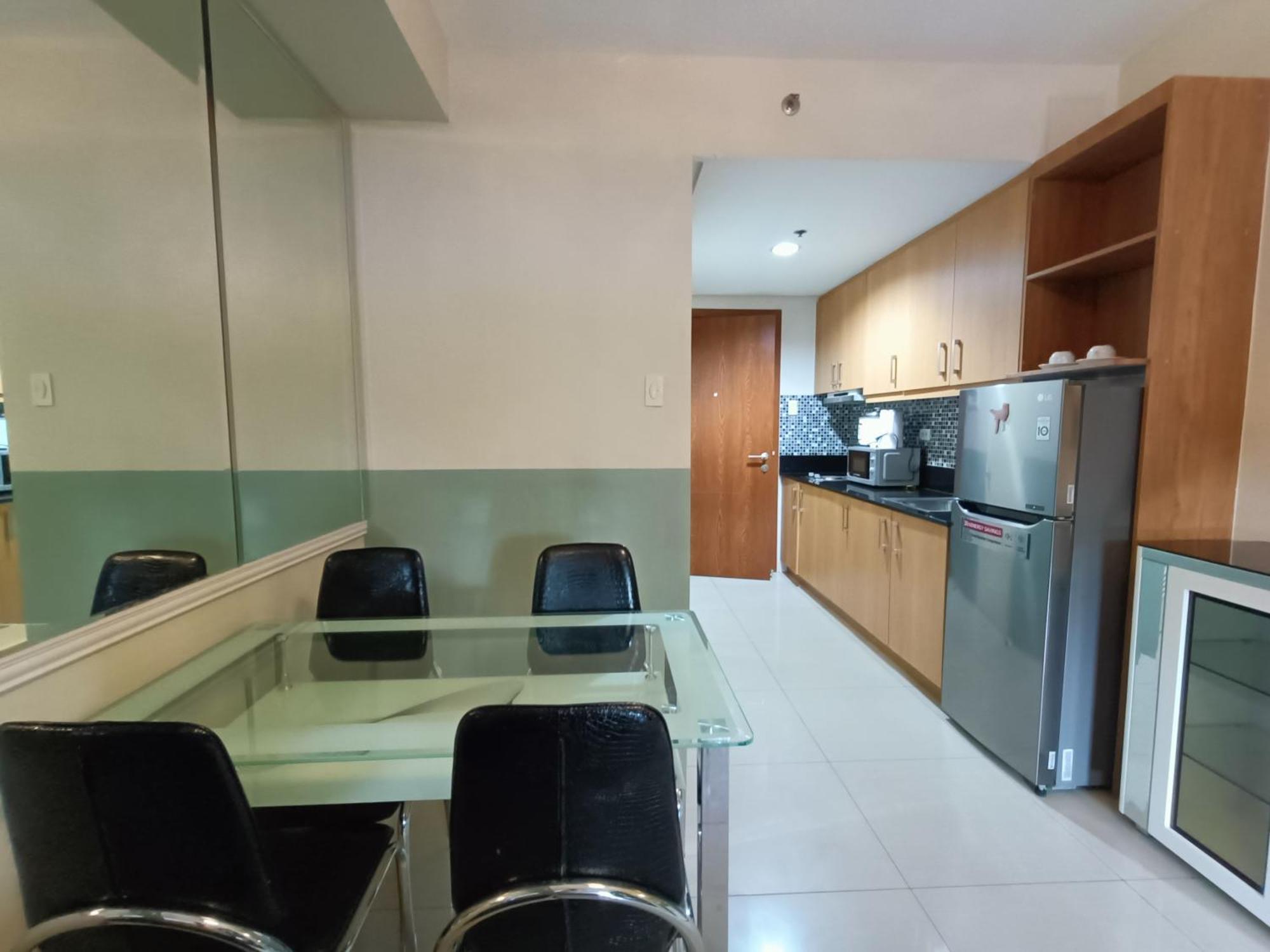 Premiere Haven At Shell Residences Manila Exterior photo