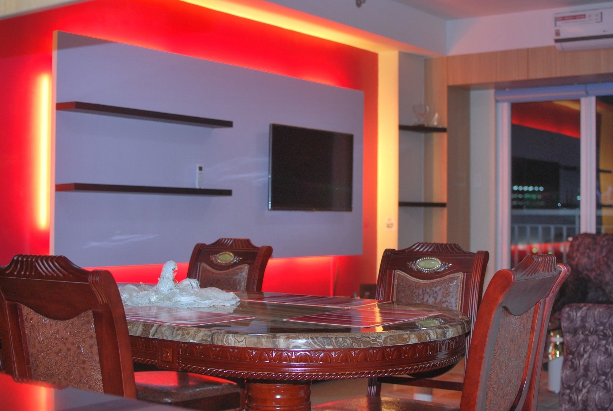 Premiere Haven At Shell Residences Manila Exterior photo